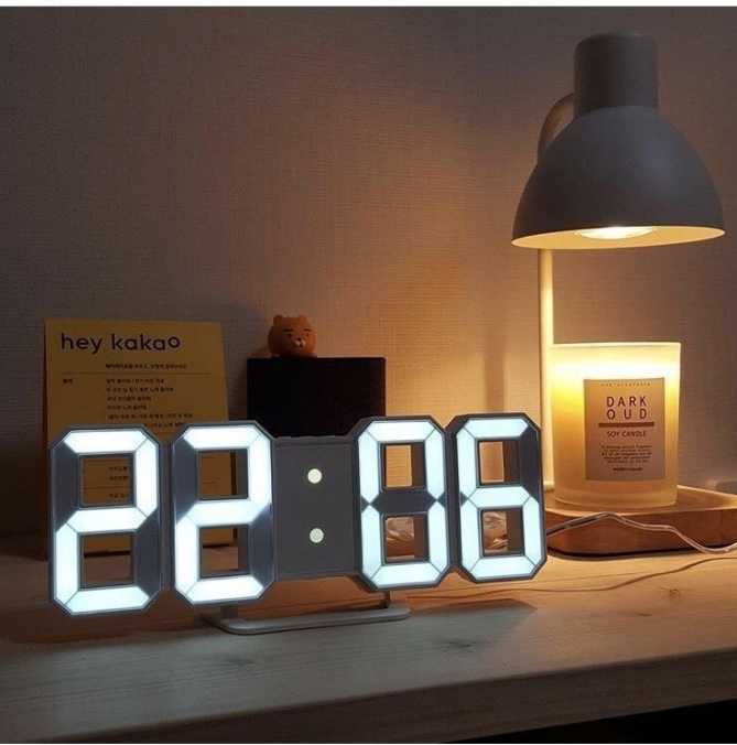 Modern 3D Digital LED Clock - A Stylish Timekeeper with Temperature & Humidity Monitoring